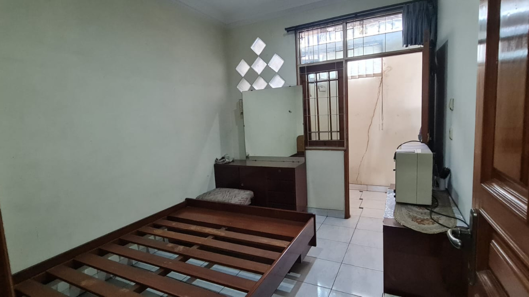 Rumah Minimalis di Sayap Pajajaran, Bandung Kota