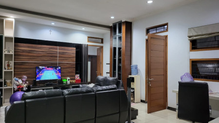 Rumah Minimalis Semi Furnished di jl Palasari, Bandung Kota