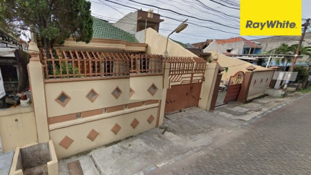 Dijual Rumah 1,5 Lantai di Bratang Wetan, Surabaya