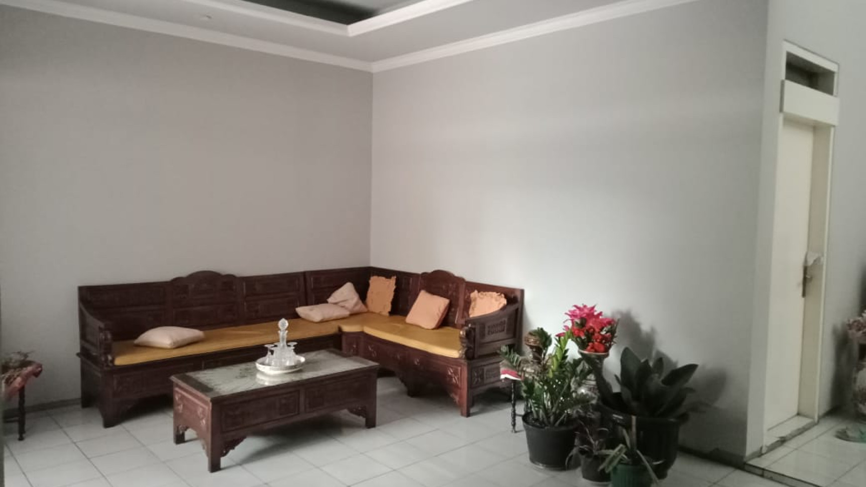 Rumah siap huni di Kebayoran Jakarta 