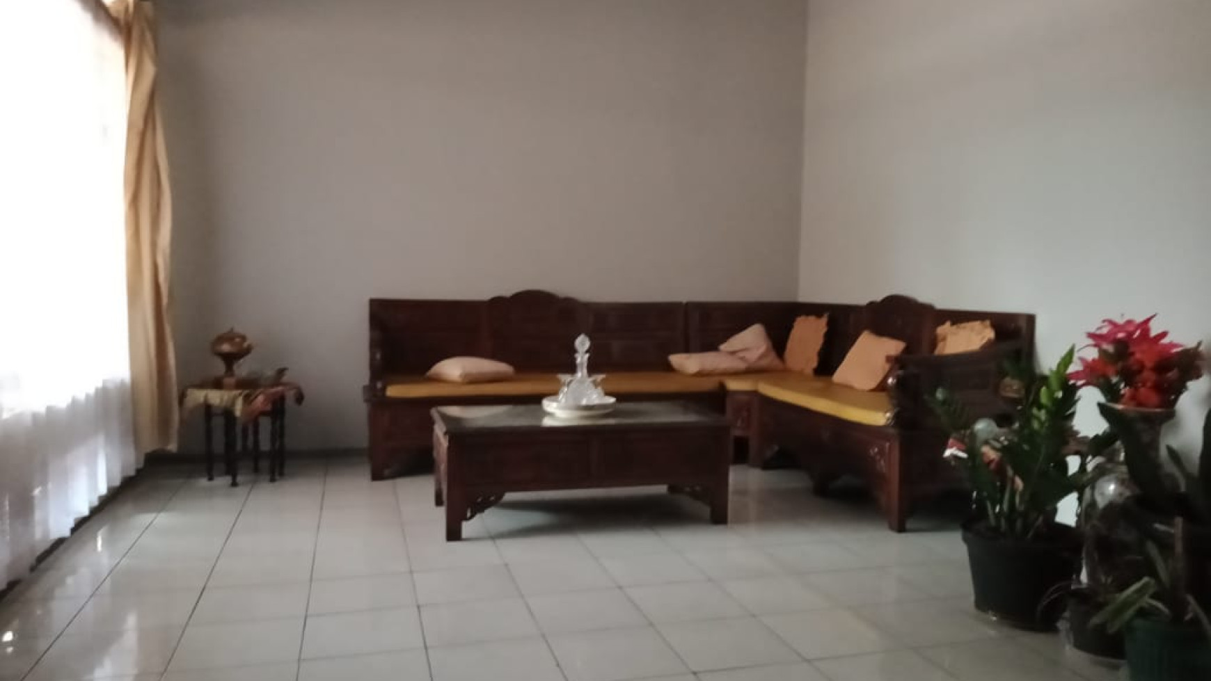 Rumah siap huni di Kebayoran Jakarta 