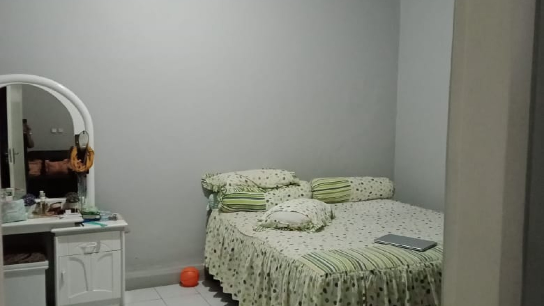 Rumah siap huni di Kebayoran Jakarta 