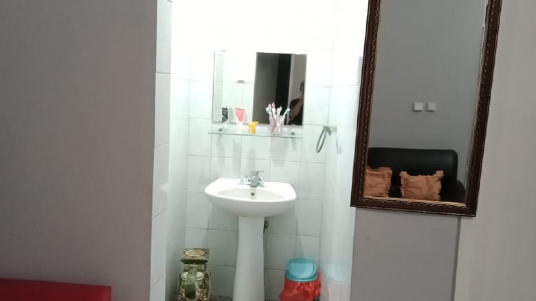 Rumah siap huni di Kebayoran Jakarta 