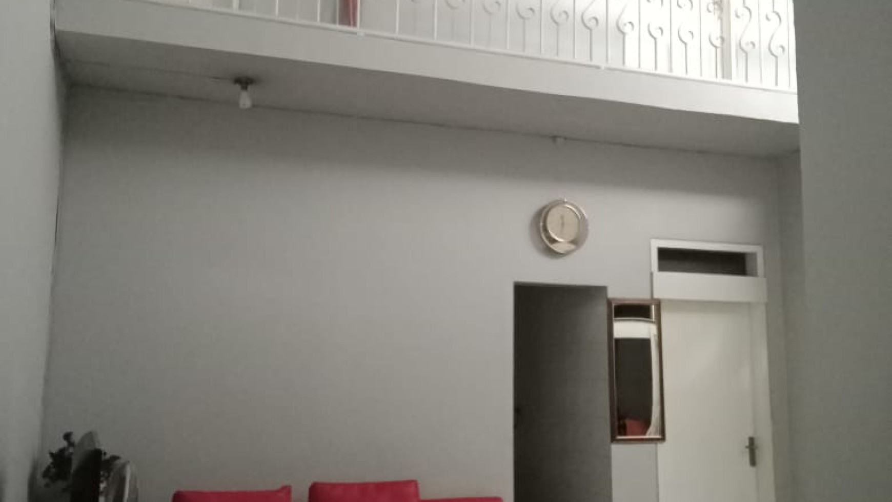 Rumah siap huni di Kebayoran Jakarta 