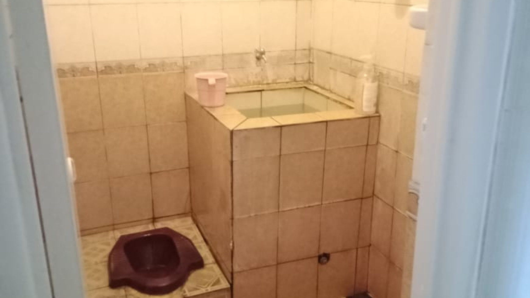 Rumah siap huni di Kebayoran Jakarta 