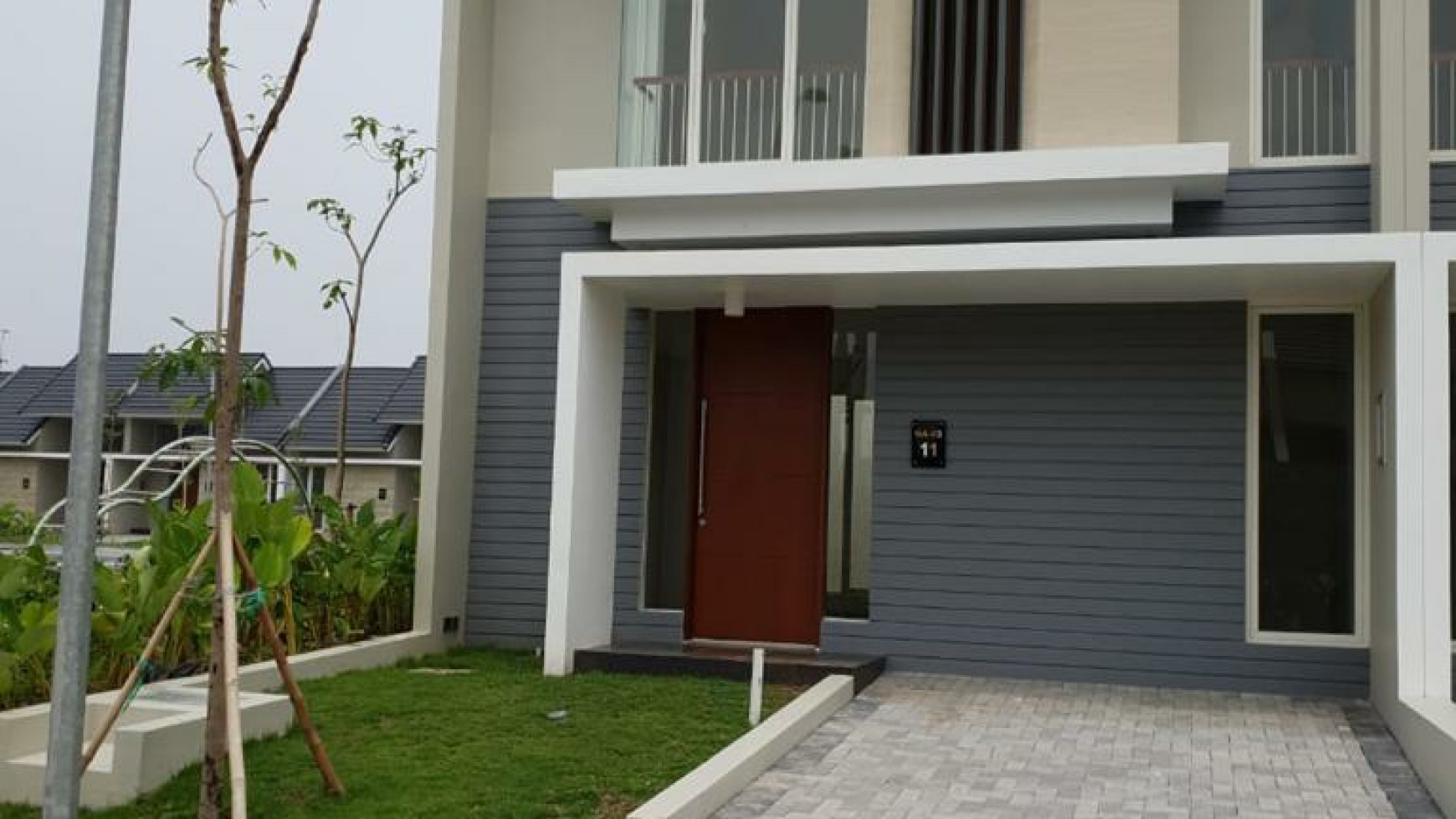 Dijual Rumah Baru North West Park Citraland Surabaya + 3 unit AC + Full Gorden + Full WALLPAPER + teras Belakang Full Keramik plus Full Kanopi