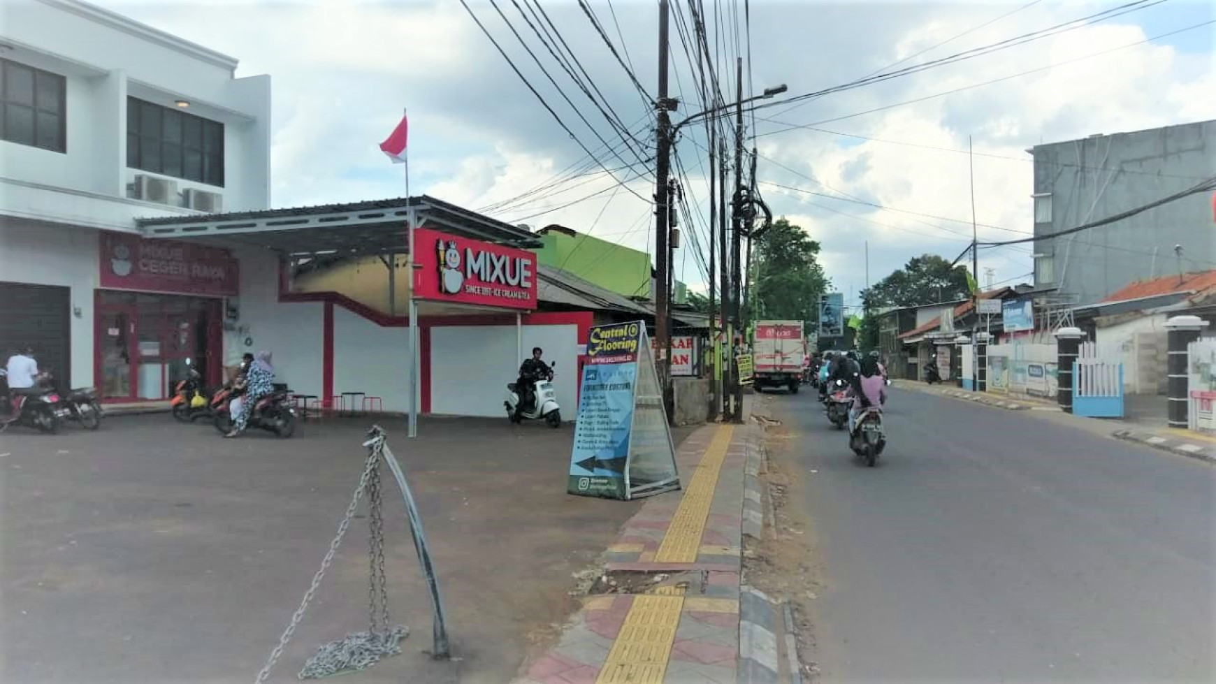 Ruko Siap Pakai, Lokasi Strategis dan Pinggir Jalan Raya @Jl Ceger Raya