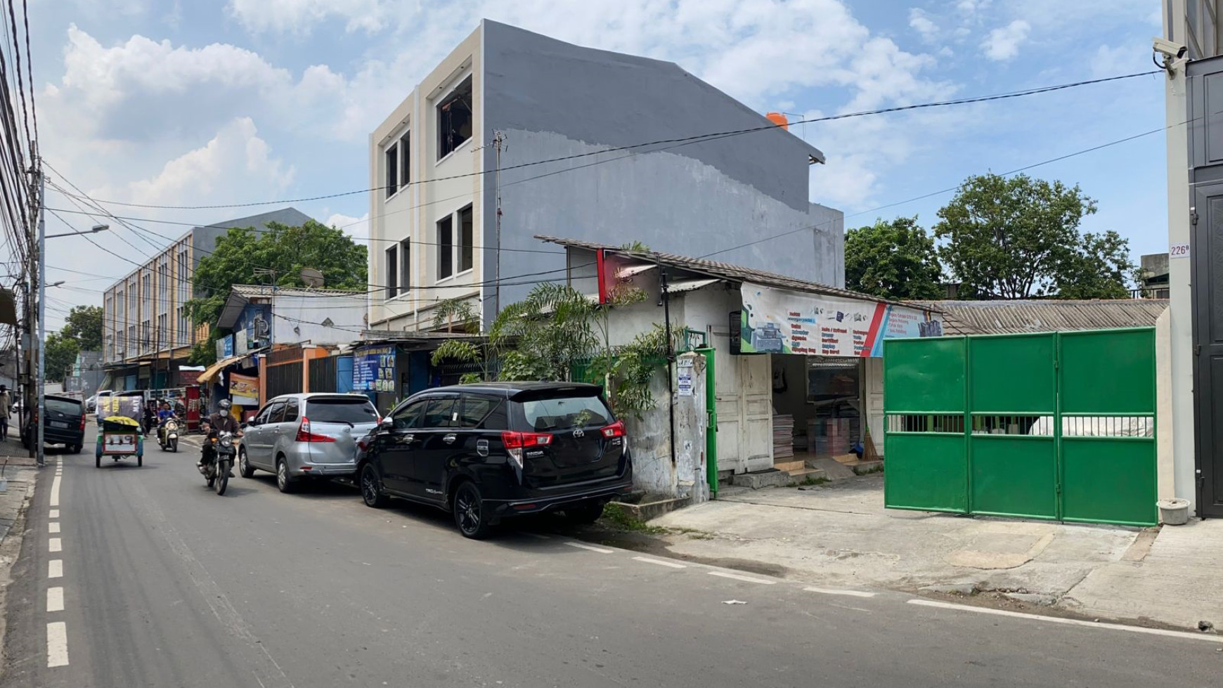 Rumah Pinggir Jalan dan Area Komersil @Kemayoran, Jakarta Pusat