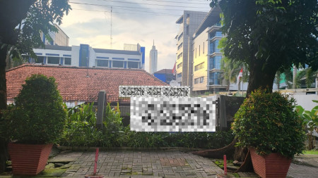 Dijual Rumah Tua di Daerah Kebayoran Baru Jakarta Selatan