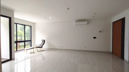 dijual town house apartemen lloyd tower D, type 2BR, siap huni, harga nego