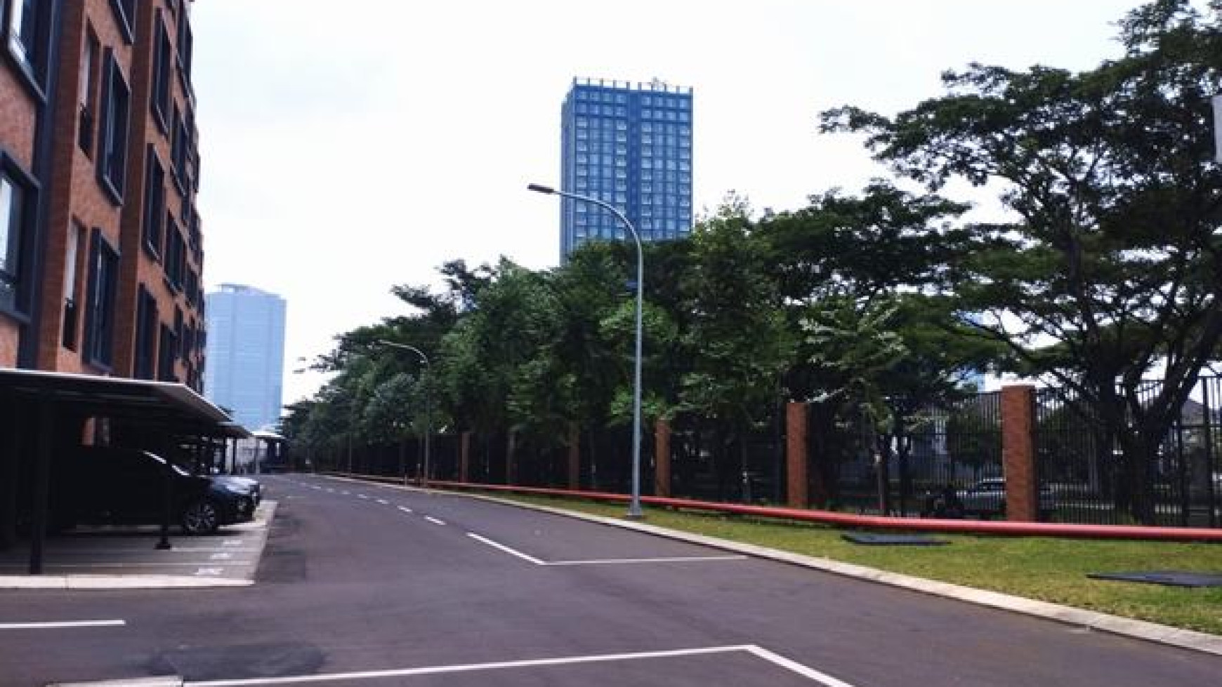 dijual town house apartemen lloyd tower D, type 2BR, siap huni, harga nego