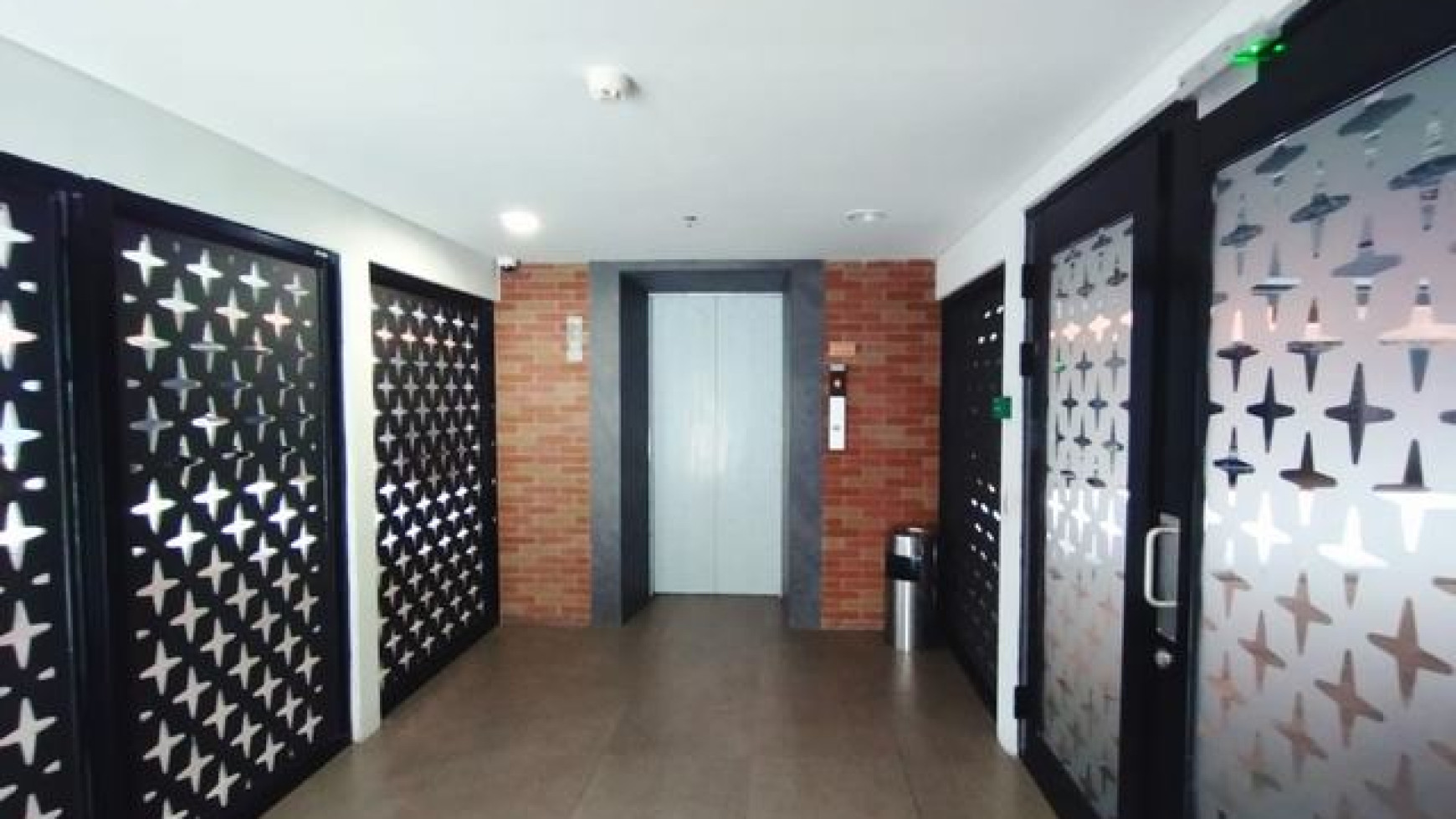 dijual town house apartemen lloyd tower D, type 2BR, siap huni, harga nego