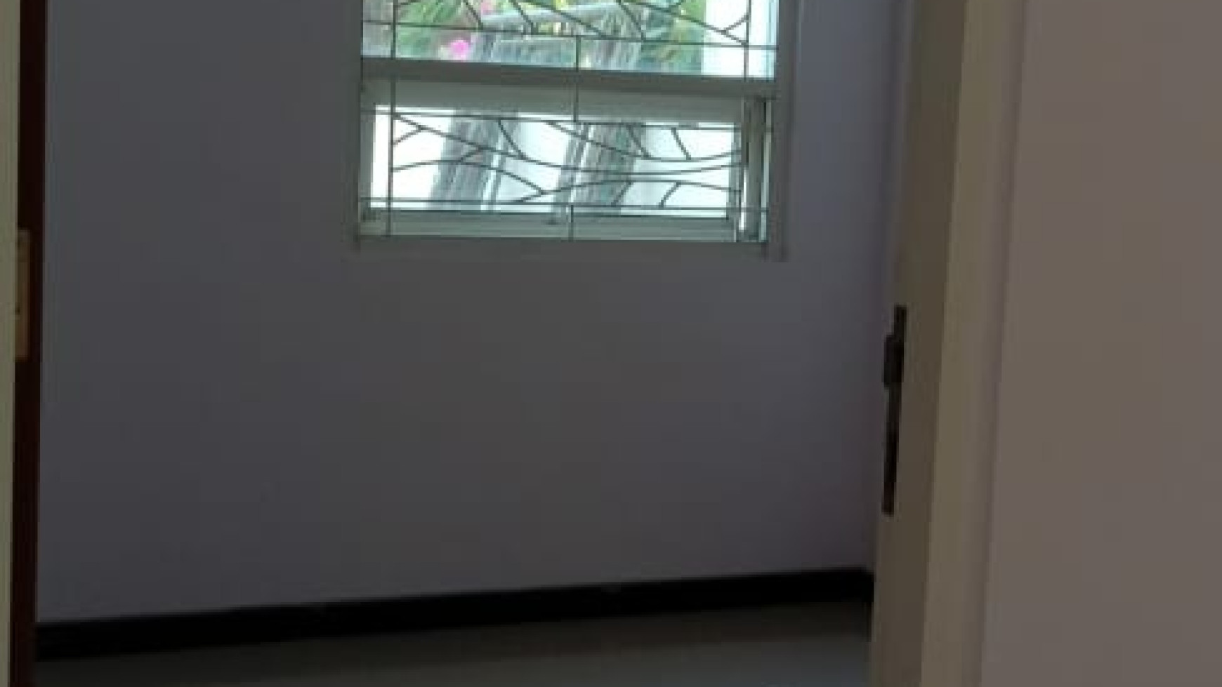Dijual Rumah Medokan Asri Utara - Rungkut- Surabaya Timur - One Gate System- Row Jalan Lebar 3 Mobil