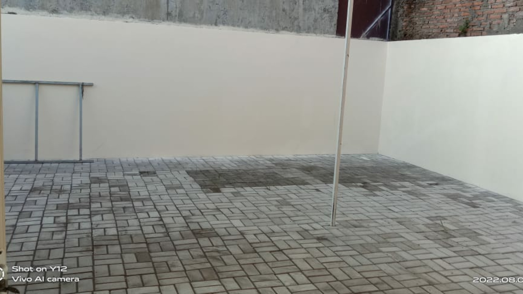 Dijual Rumah Medokan Asri Utara - Rungkut- Surabaya Timur - One Gate System- Row Jalan Lebar 3 Mobil