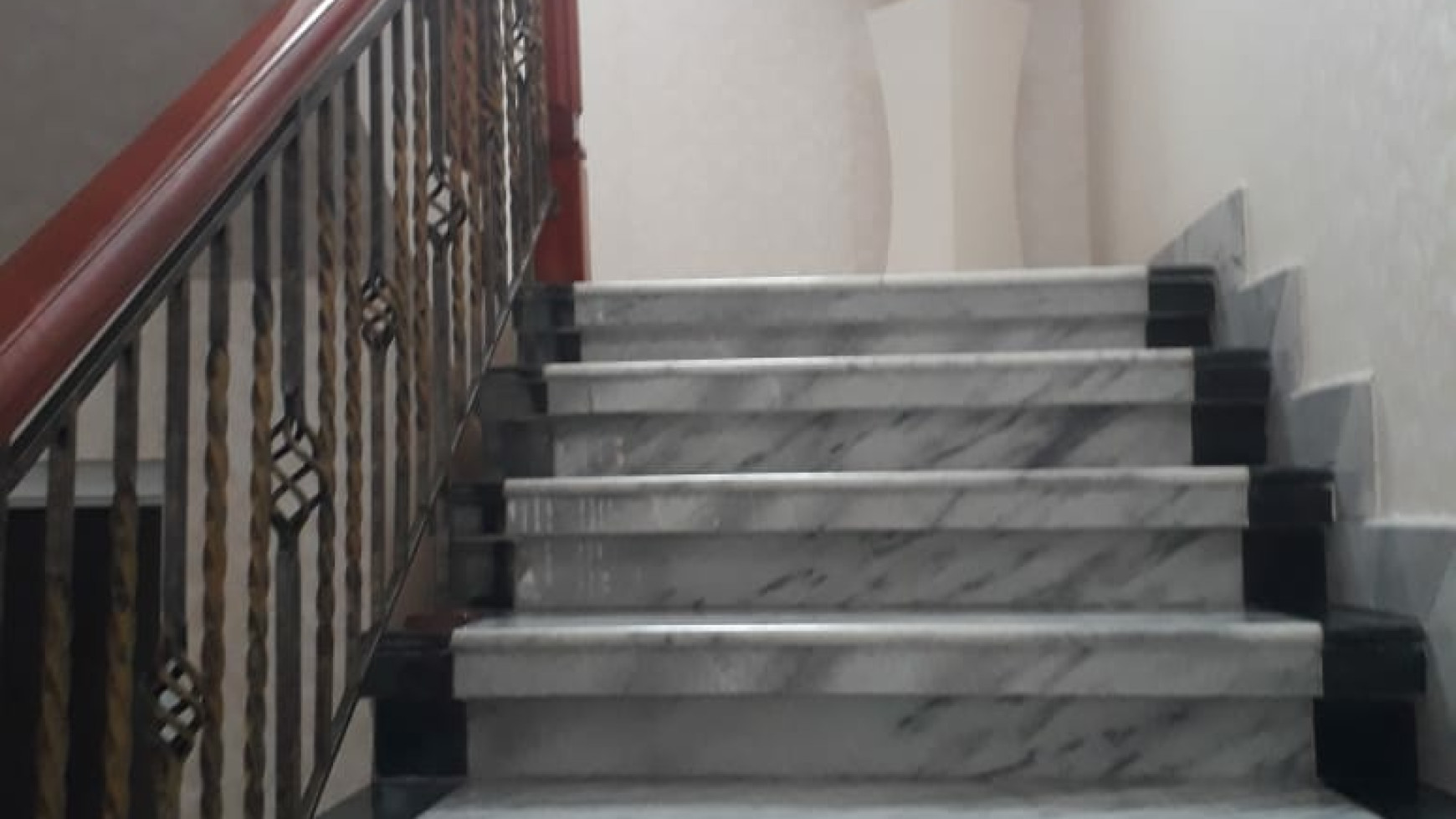 Dijual Rumah Villa Bukit Mas Surabaya Barat STRATEGIS dekat Akses Tol Satelit , Mayjen Sungkono