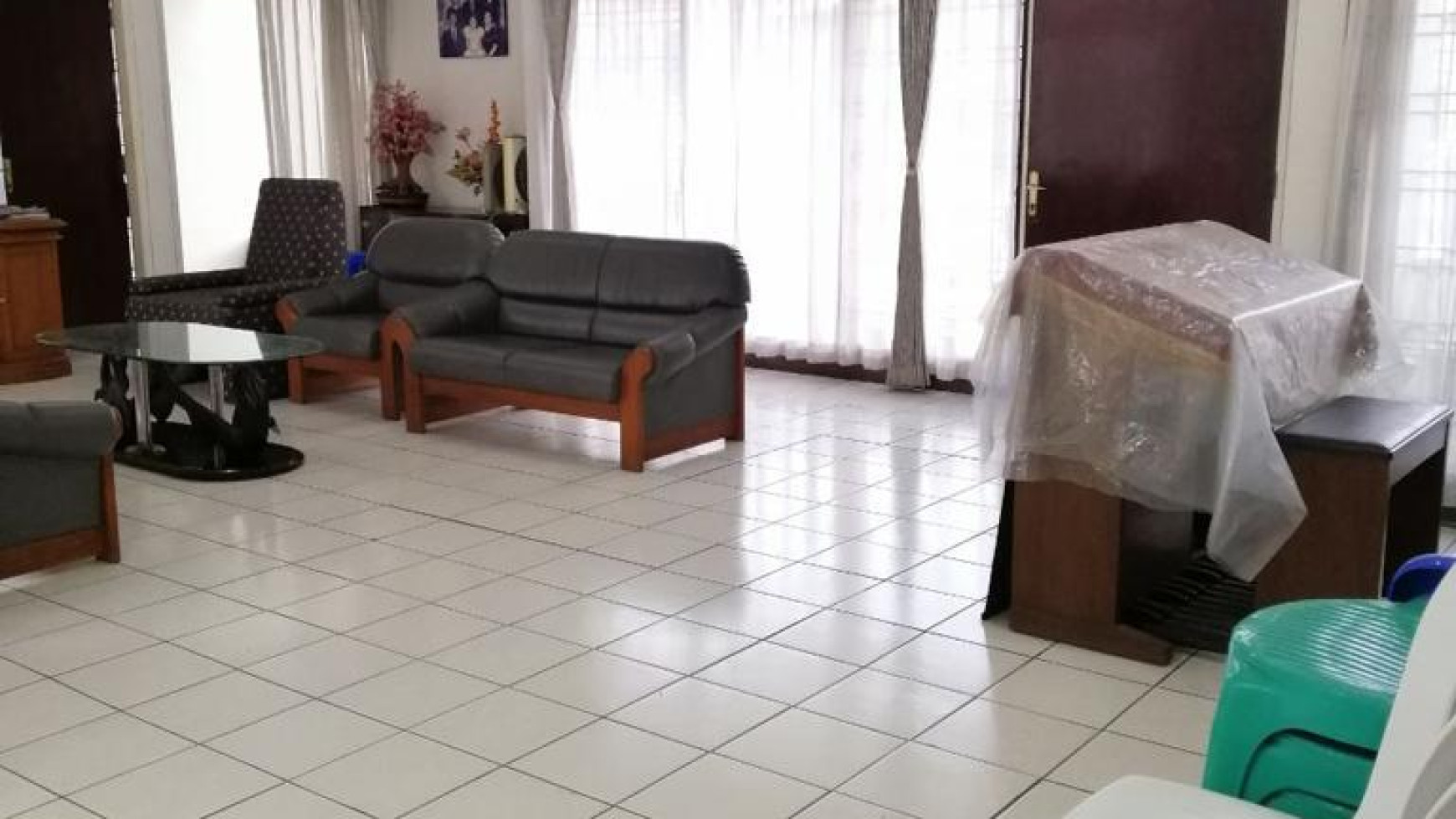 Rumah Semi Furnished di Terusana Dadali, Bandung Kota