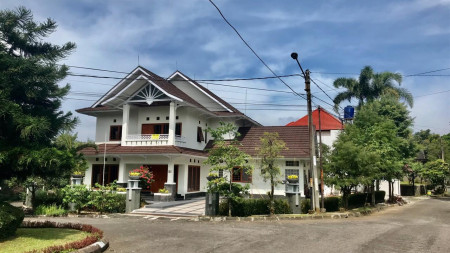 Dijual Hunian Nyaman Semi Furnished di Parahyangan Rumah Villa (PRV) Kota Bandung   