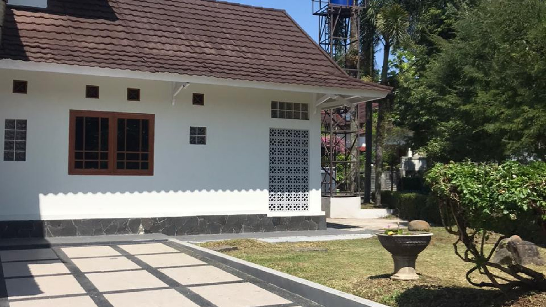 Dijual Hunian Nyaman Semi Furnished di Parahyangan Rumah Villa (PRV) Kota Bandung   