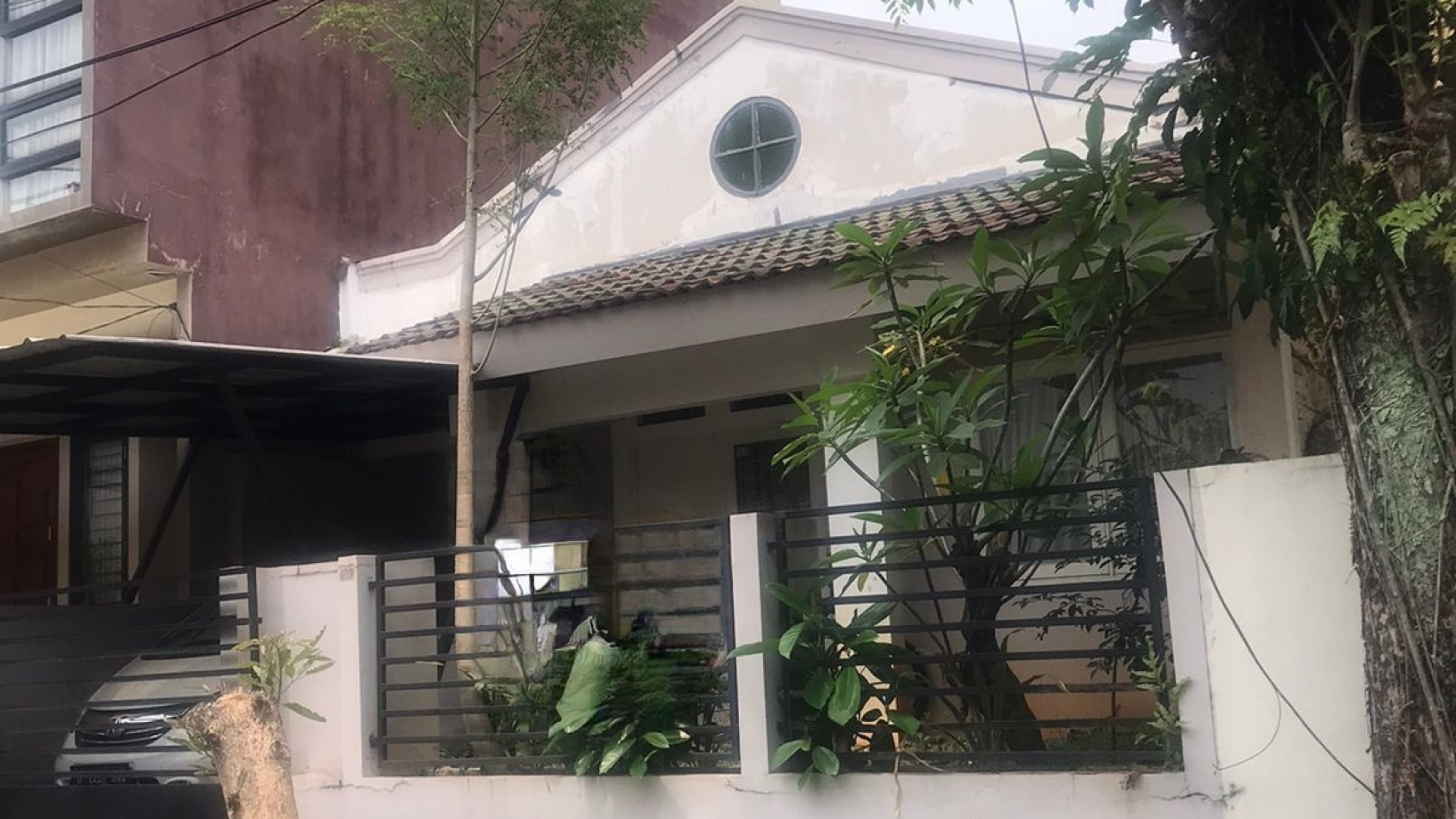 Rumah bagus siap huni di bintaro sektor 9