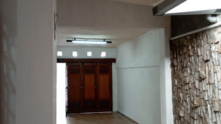 Dijual Rumah di Cempaka Putih 