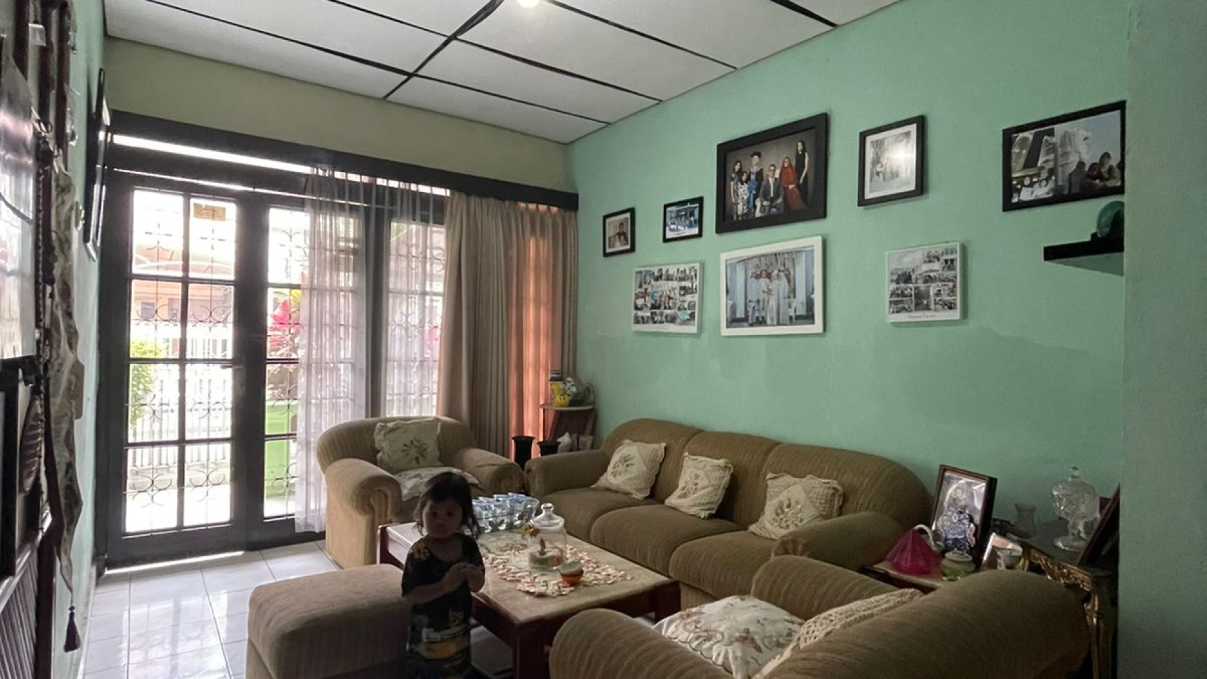 Rumah Minimalis Hoek di Situsari Wetan, Bandung Kota