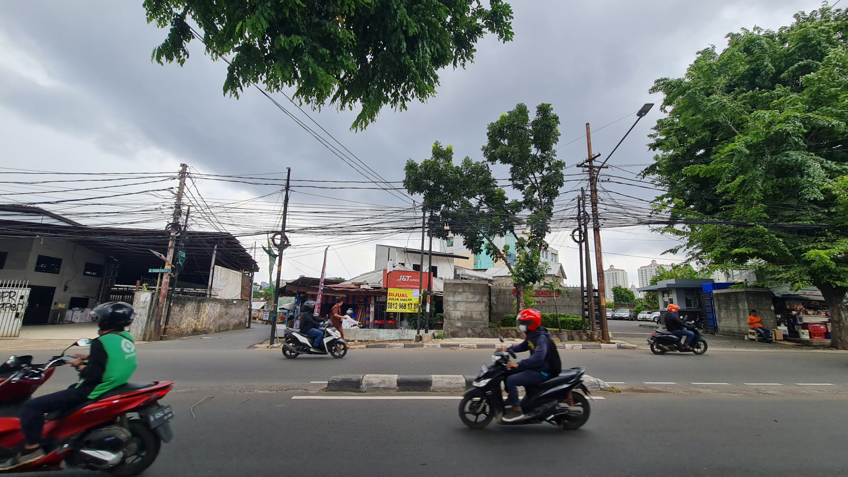 Dijual Tanah di Permata Hijau 