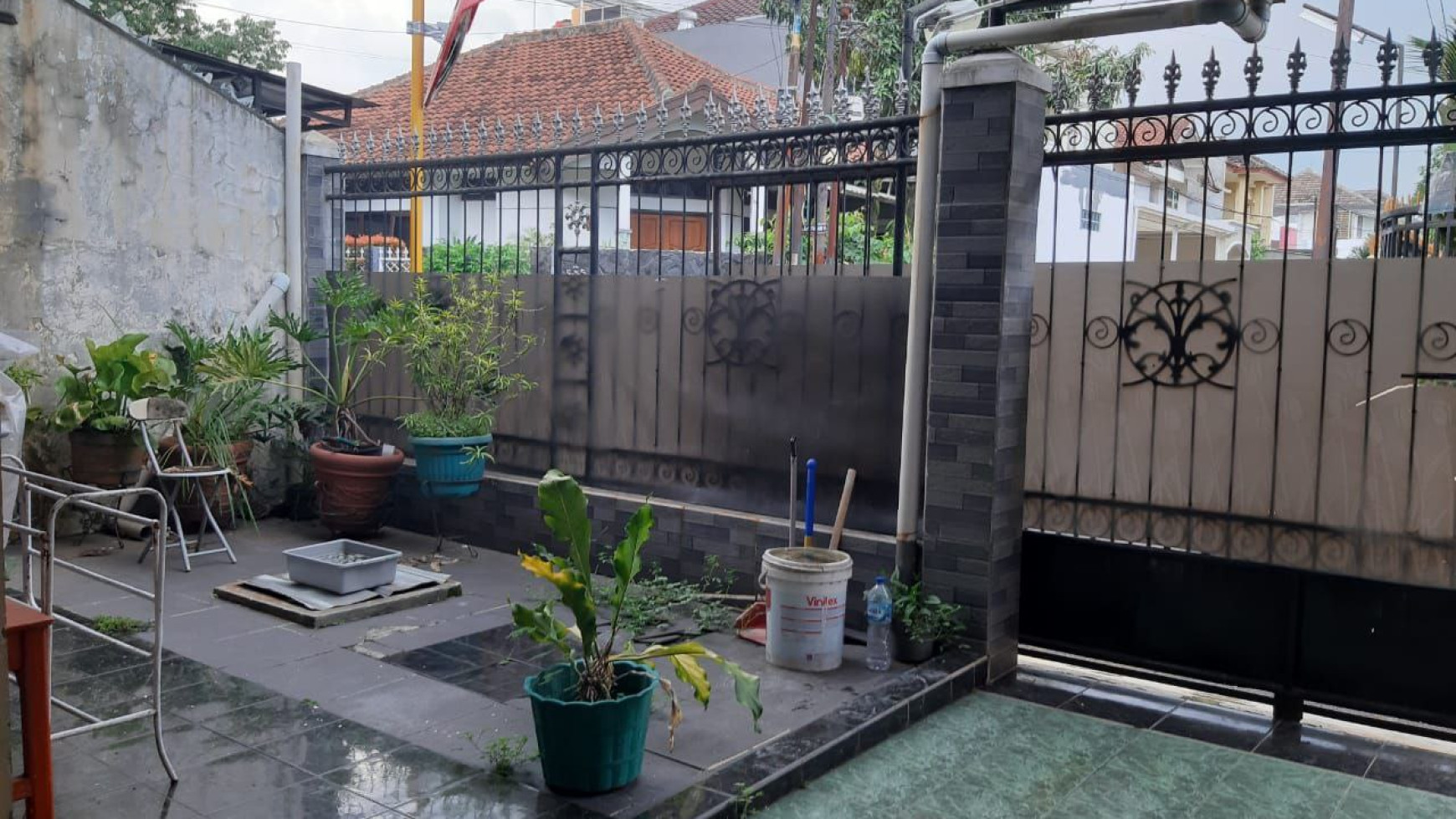 Rumah Minimalis di Sayao Buah Batu, Bandung Kota