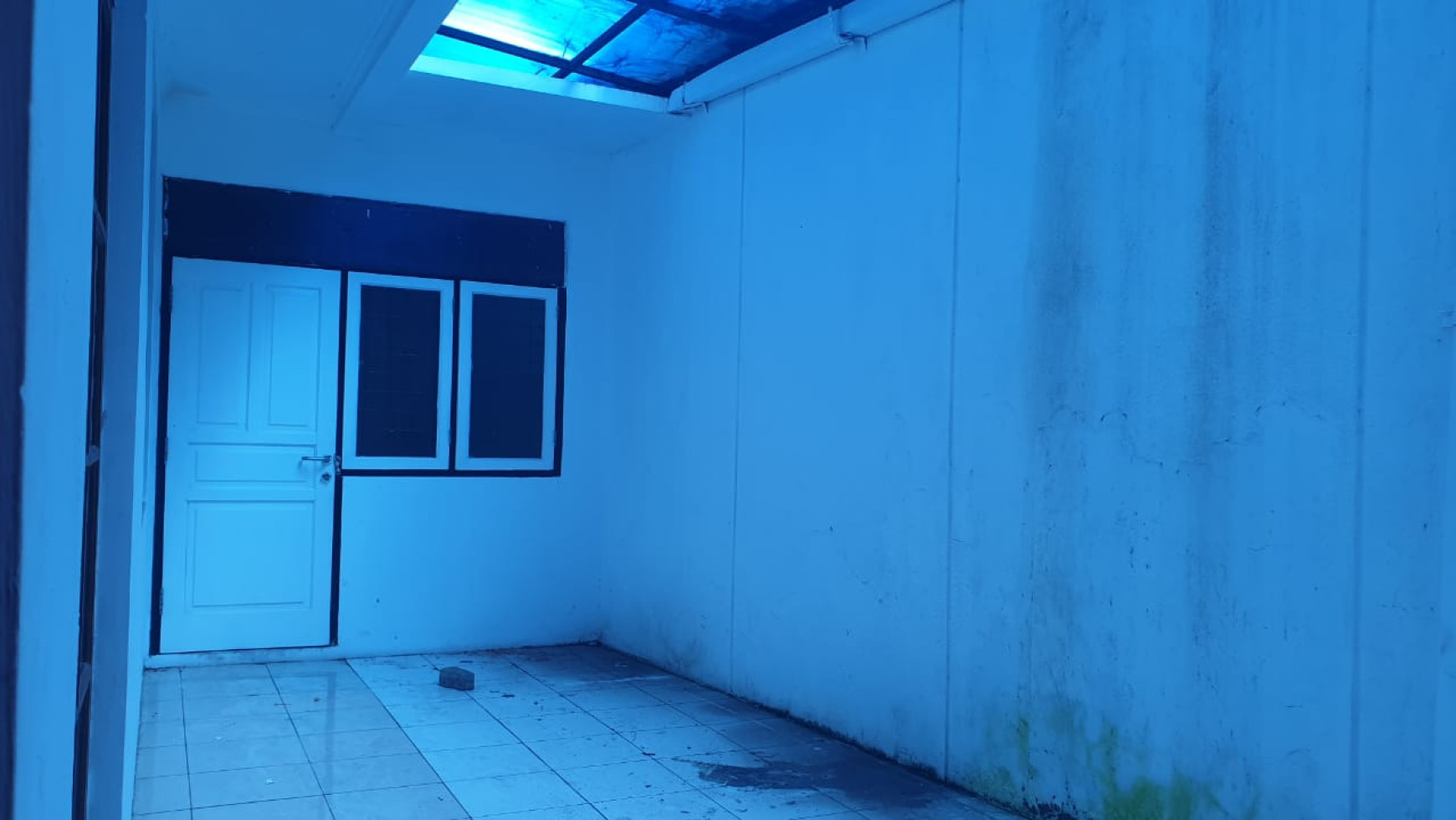 Rumah Cocok Untuk Komersil, Lokasi Pinggir Jalan Raya @Kesehatan, Bintaro