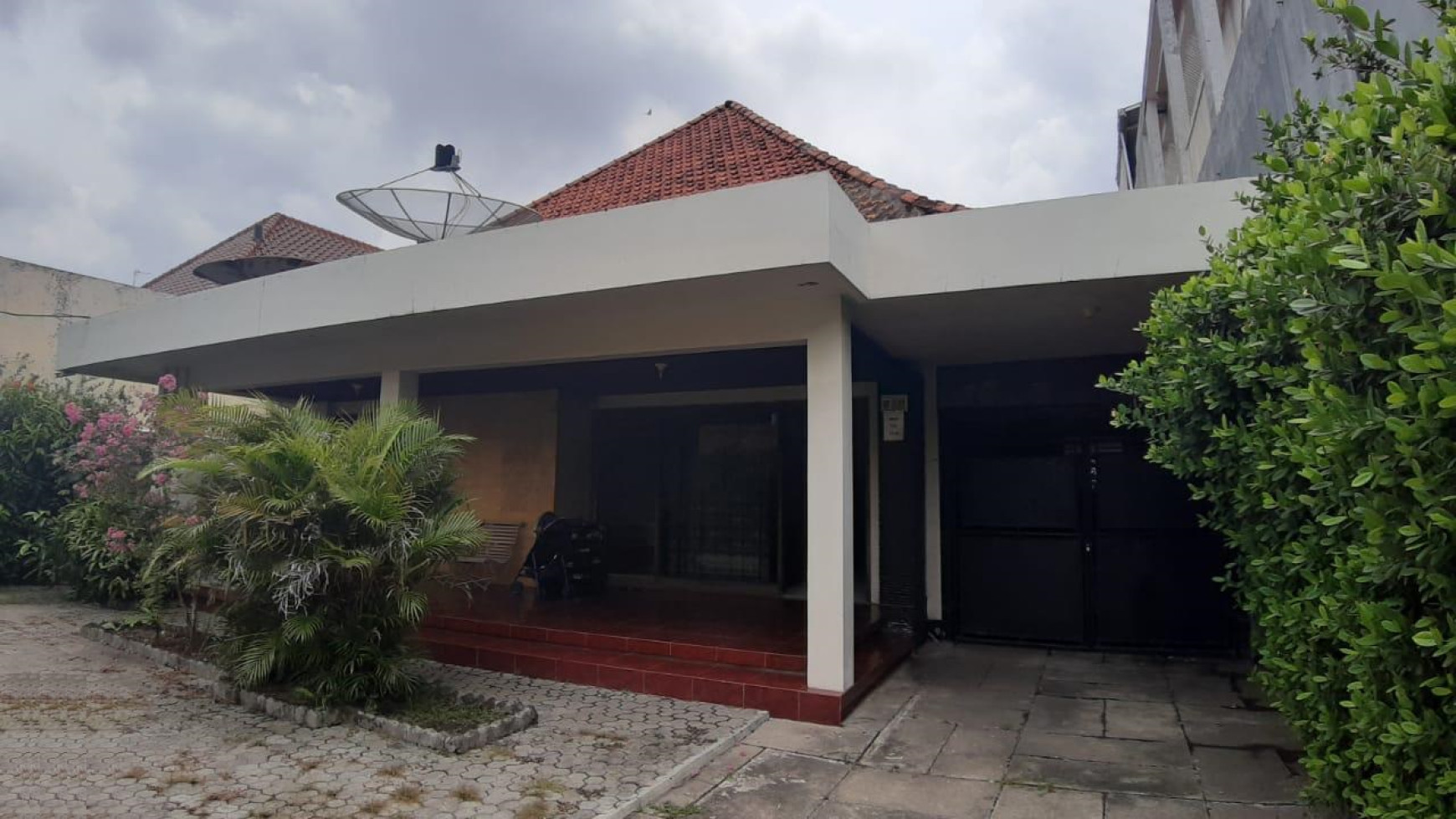 Jual Rumah Seruni