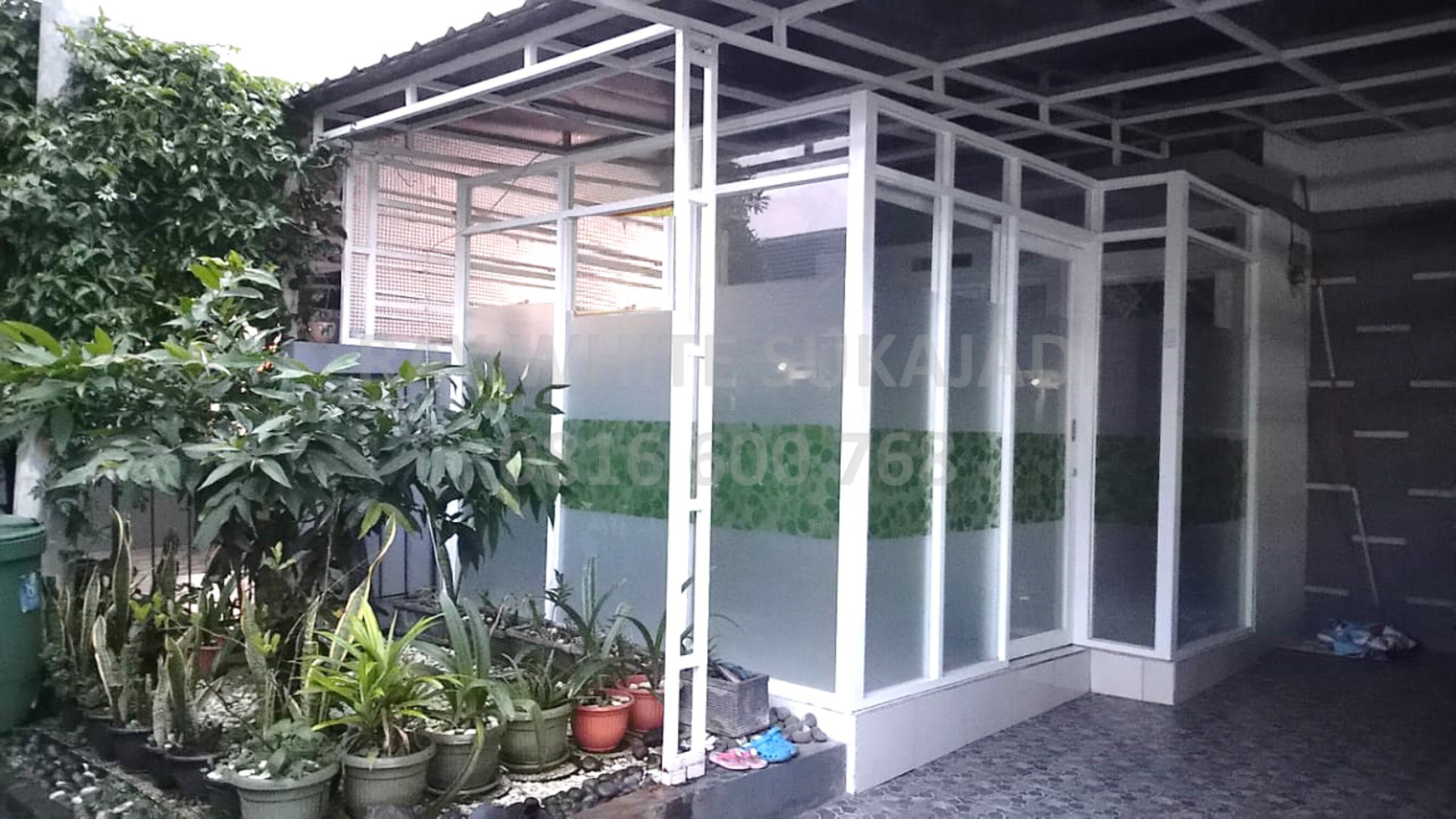 Dijual Rumah Semi Furnished di Kamayan Regency Cingised