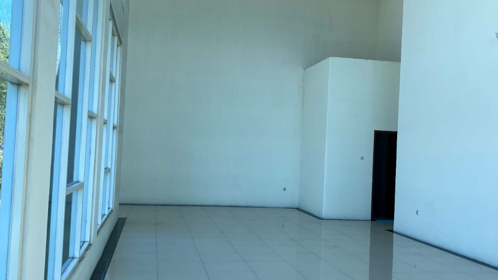 Dijual Gudang Workshop Jalan Raya Pandaan - Nol Jalan RAYA KEMBAR  - Luas 4125 m2 - Murah  - Lokasi Bagus