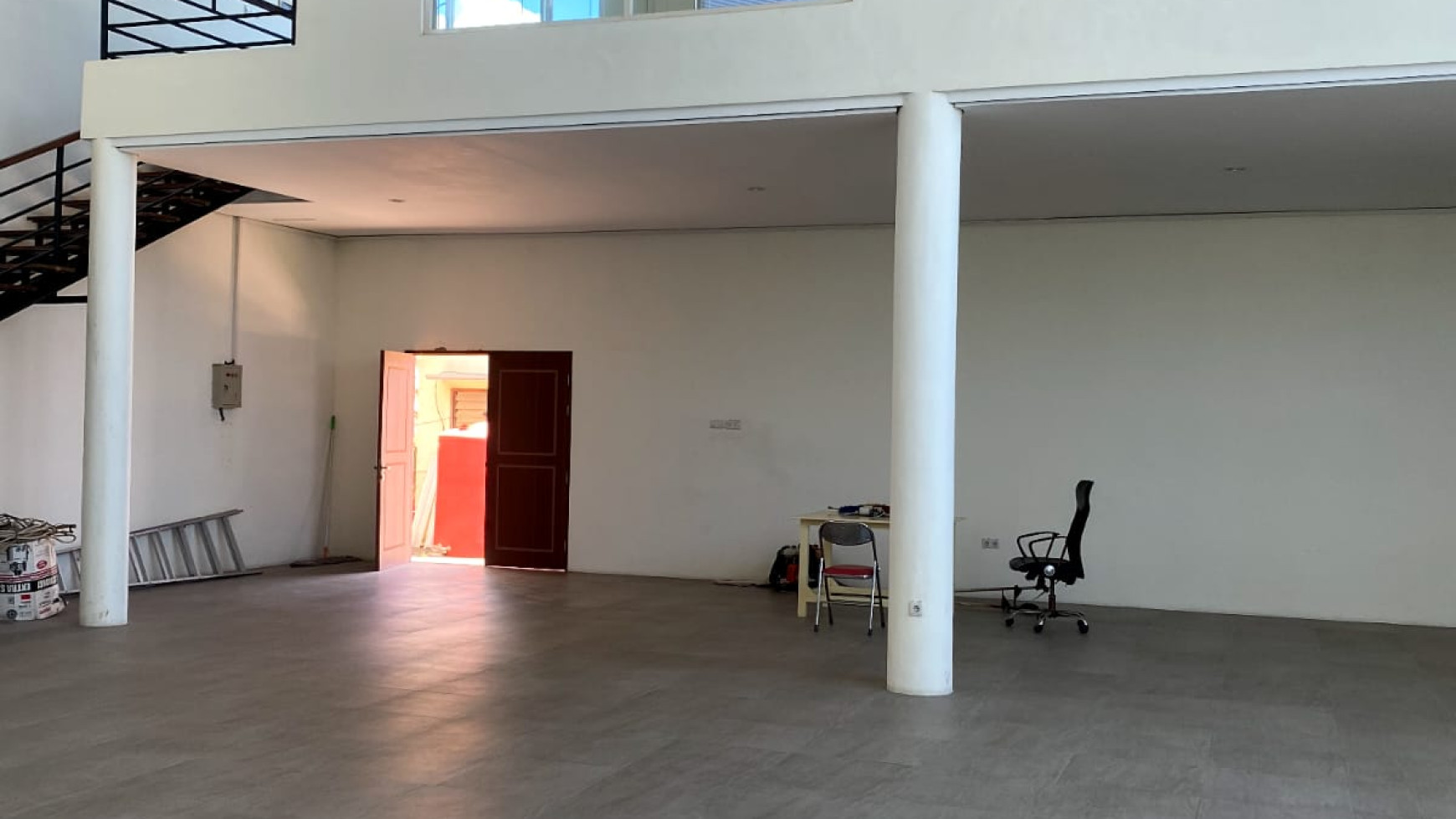 Dijual Gudang Workshop Jalan Raya Pandaan - Nol Jalan RAYA KEMBAR  - Luas 4125 m2 - Murah  - Lokasi Bagus