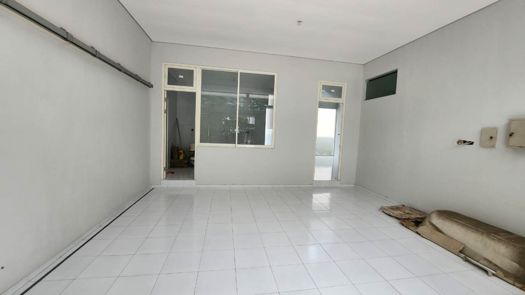 Dijual Rumah Baru Gress Pakuwon Indah Imperial Golf Regency- Mewah 2 Lantai