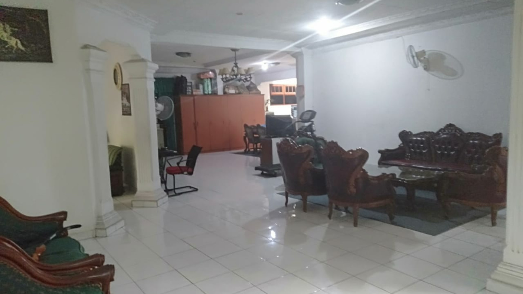 Dijual Cepat Rumah bagus di taman modern cakung