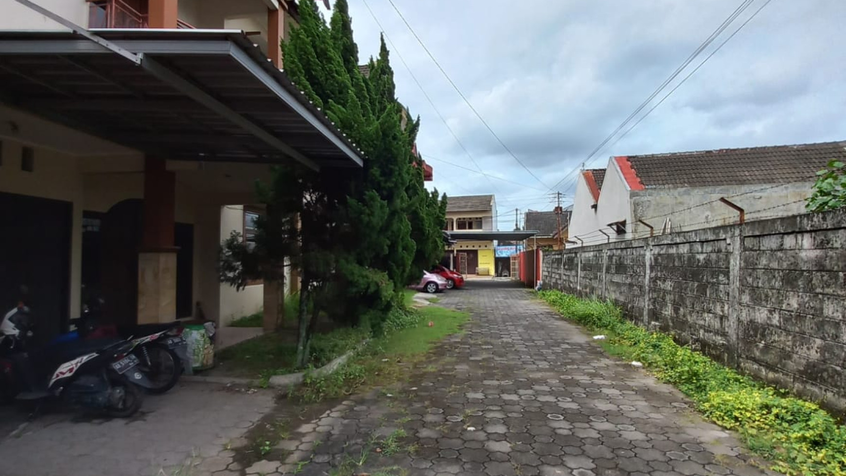 RUMAH STRATEGIS + FURNITURE, HANYA 5 MENIT DARI MALIOBORO, JL INDRAPRASTA, YOGYAKARTA