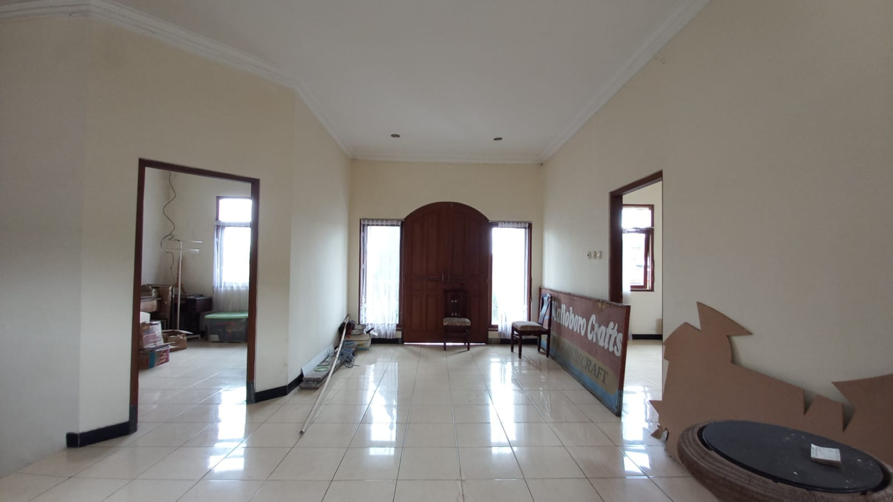 RUMAH STRATEGIS + FURNITURE, HANYA 5 MENIT DARI MALIOBORO, JL INDRAPRASTA, YOGYAKARTA