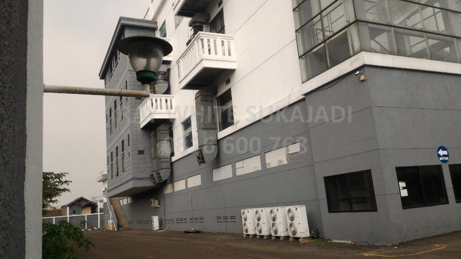 DIJUAL/DISEWAKAN 2 Gedung 4 Lantai di Mainroad Malabar 