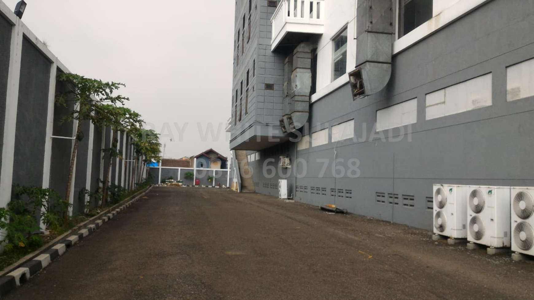 DIJUAL/DISEWAKAN 2 Gedung 4 Lantai di Mainroad Malabar 