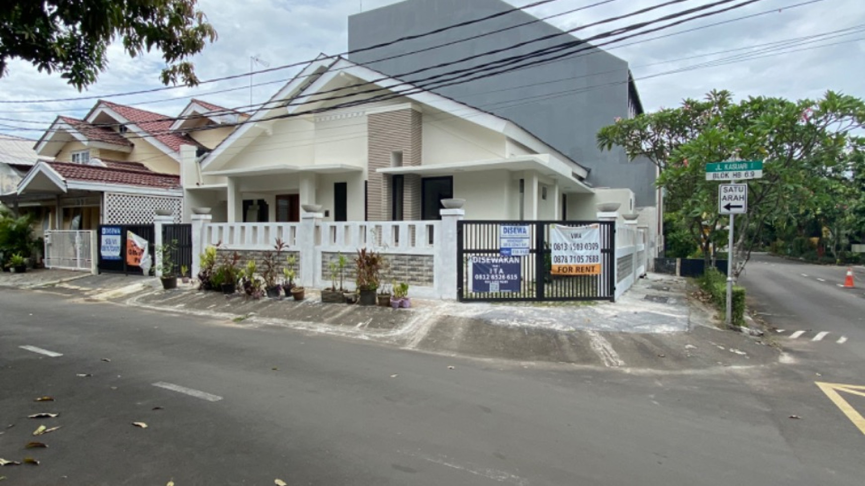 Rumah Bagus Di Kasuari Bintaro Jaya Sektor 9