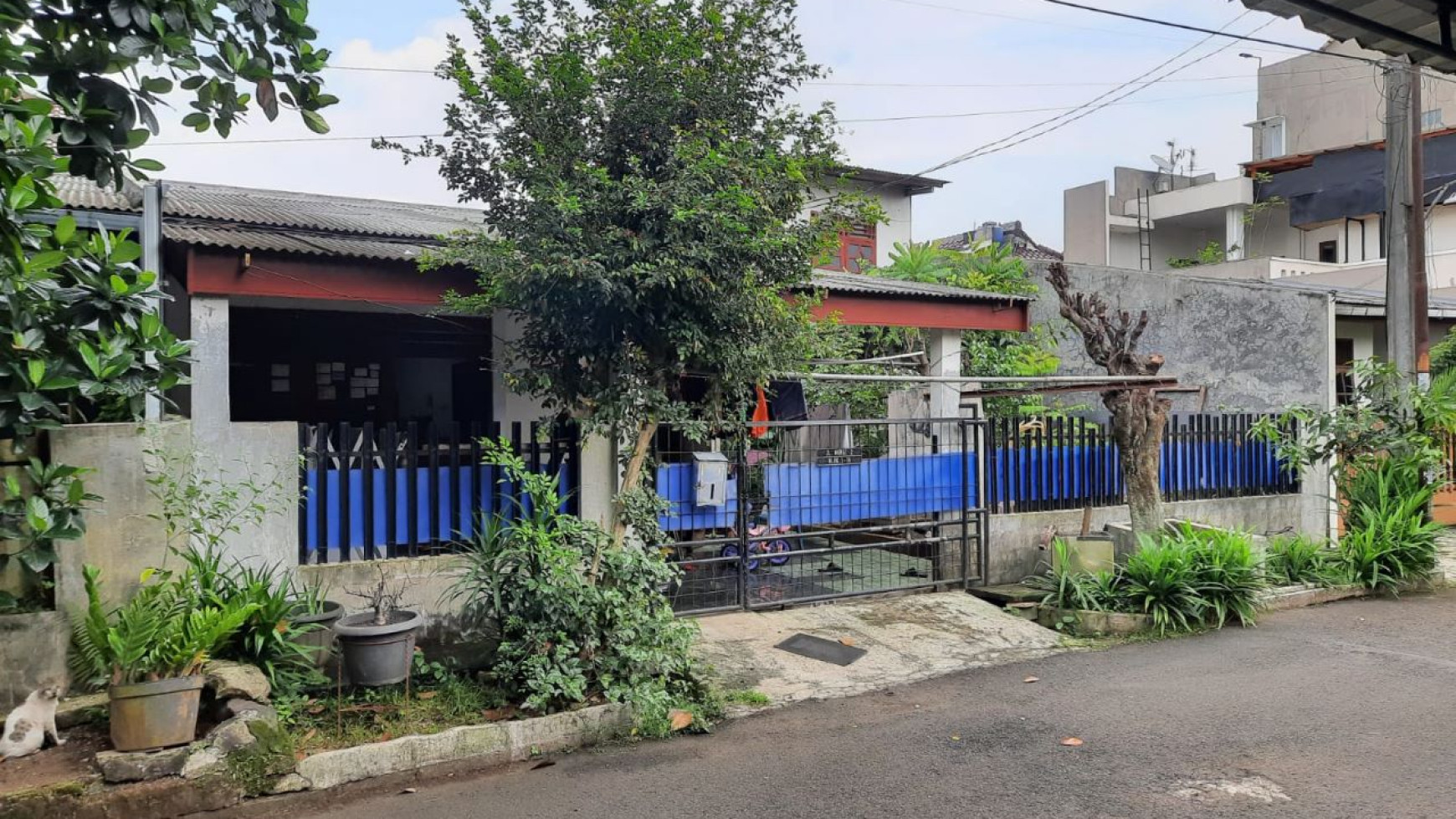 Rumah Bagus DI Komp Alvita, Jl Murai Ciputat Tangerang Selatan