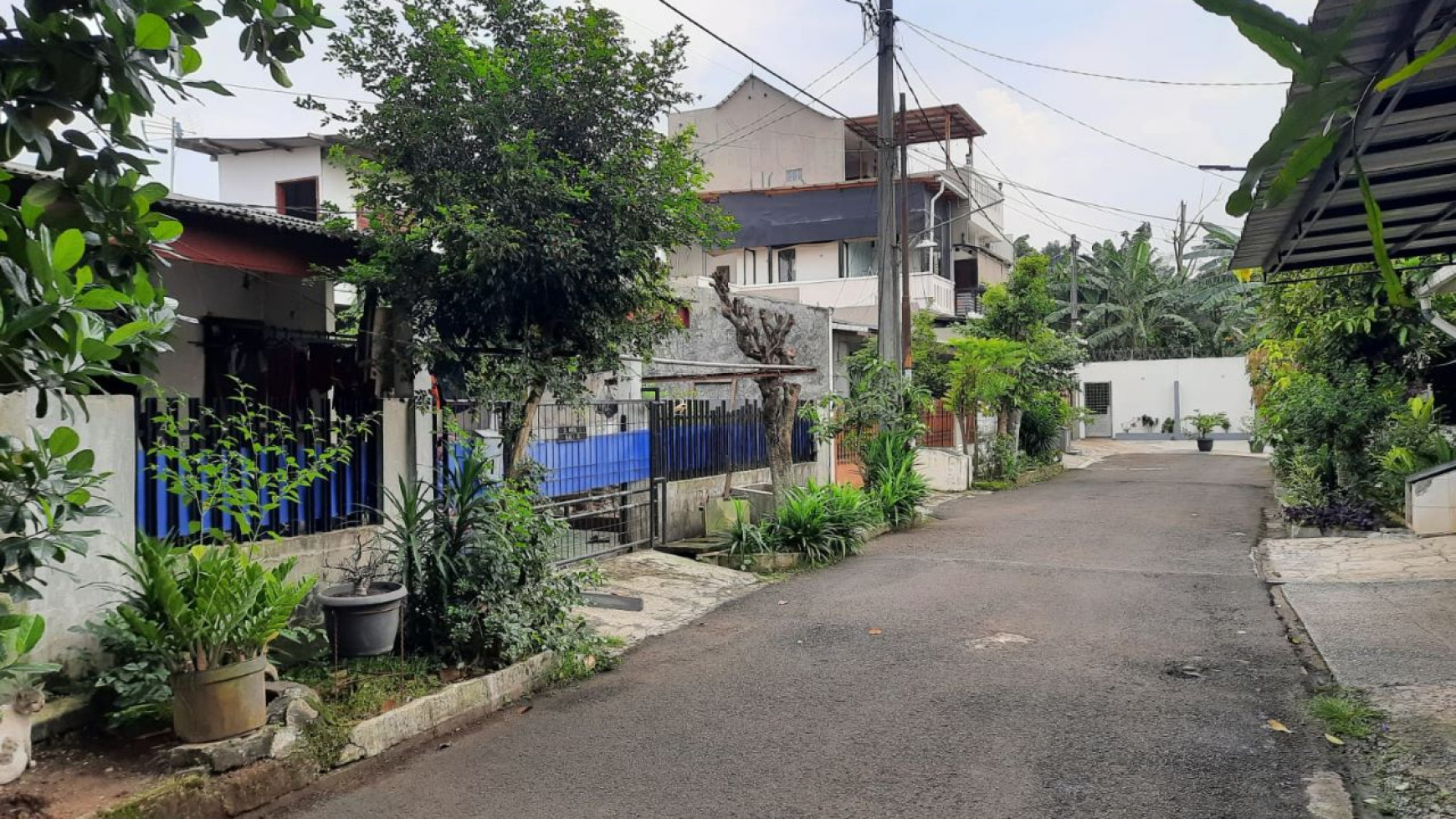 Rumah Bagus DI Komp Alvita, Jl Murai Ciputat Tangerang Selatan