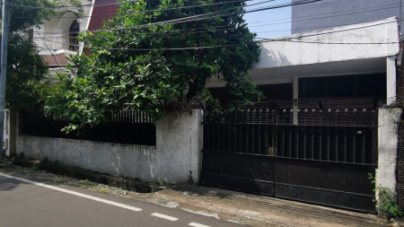 Rumah Persatuan Guru, Gambir Luas 289m2