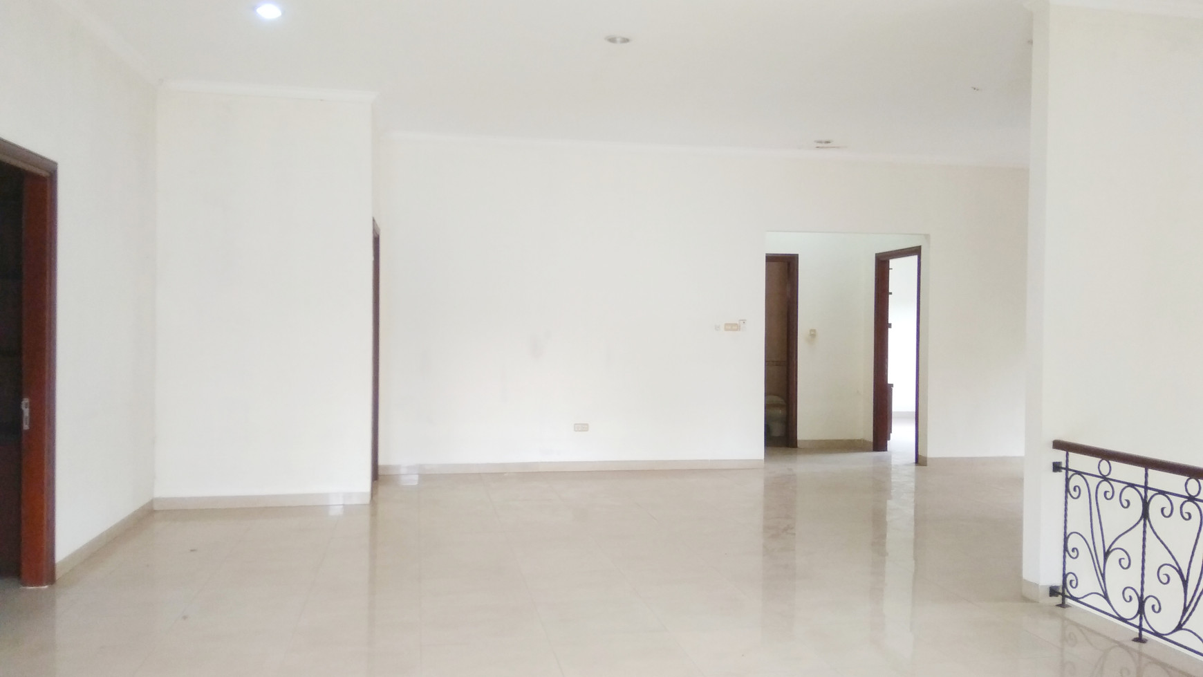 Rumah Mewah Dijual Dengan Harga Bagus di Kemang #DG