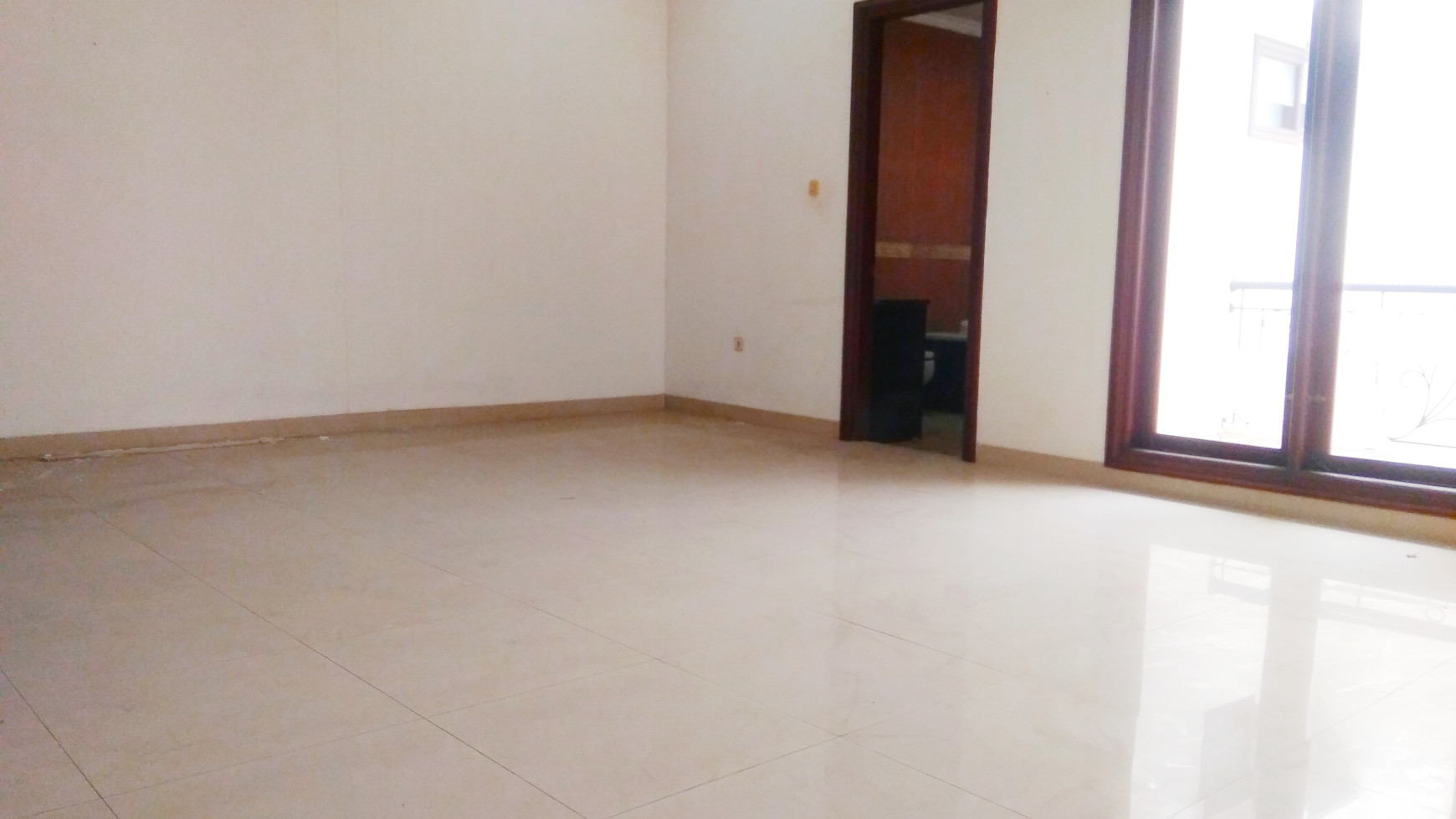 Rumah Mewah Dijual Dengan Harga Bagus di Kemang #DG