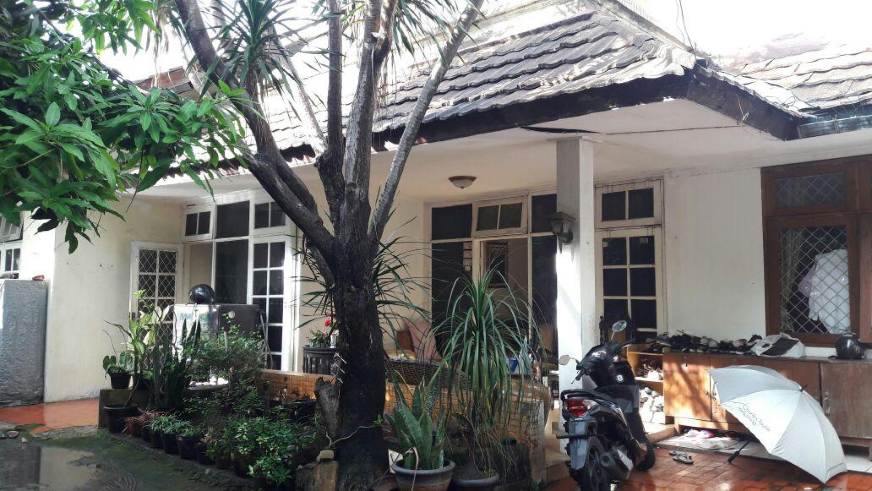 Rumah siap huni di Pejaten Barat