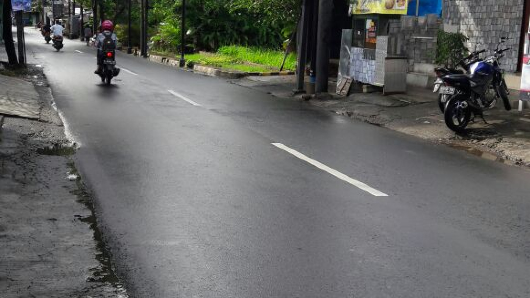 Rumah siap huni di Pejaten Barat