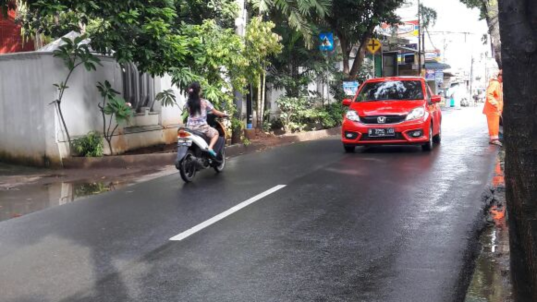 Rumah siap huni di Pejaten Barat