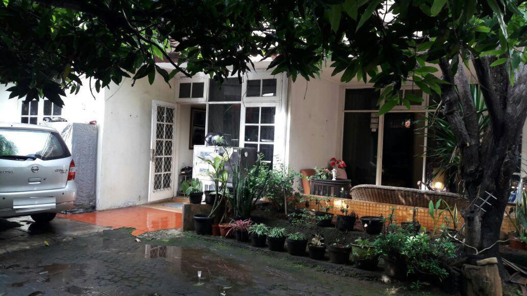 Rumah siap huni di Pejaten Barat