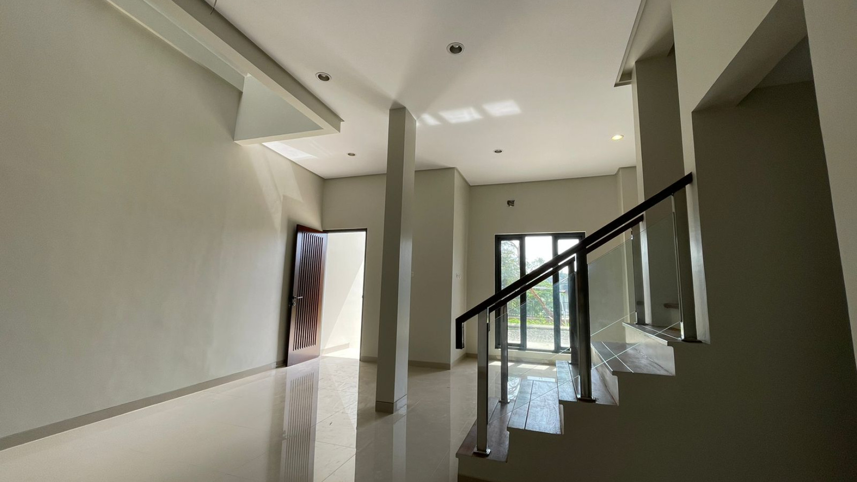 Rumah Bagus Siap Huni dan Hunian Nyaman @Miral 5 Residence, Lebak Bulus