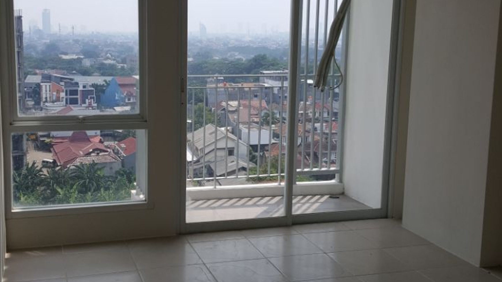 Dijual Apartemen dekat dgn Mall Bintaro jaya sektor 3